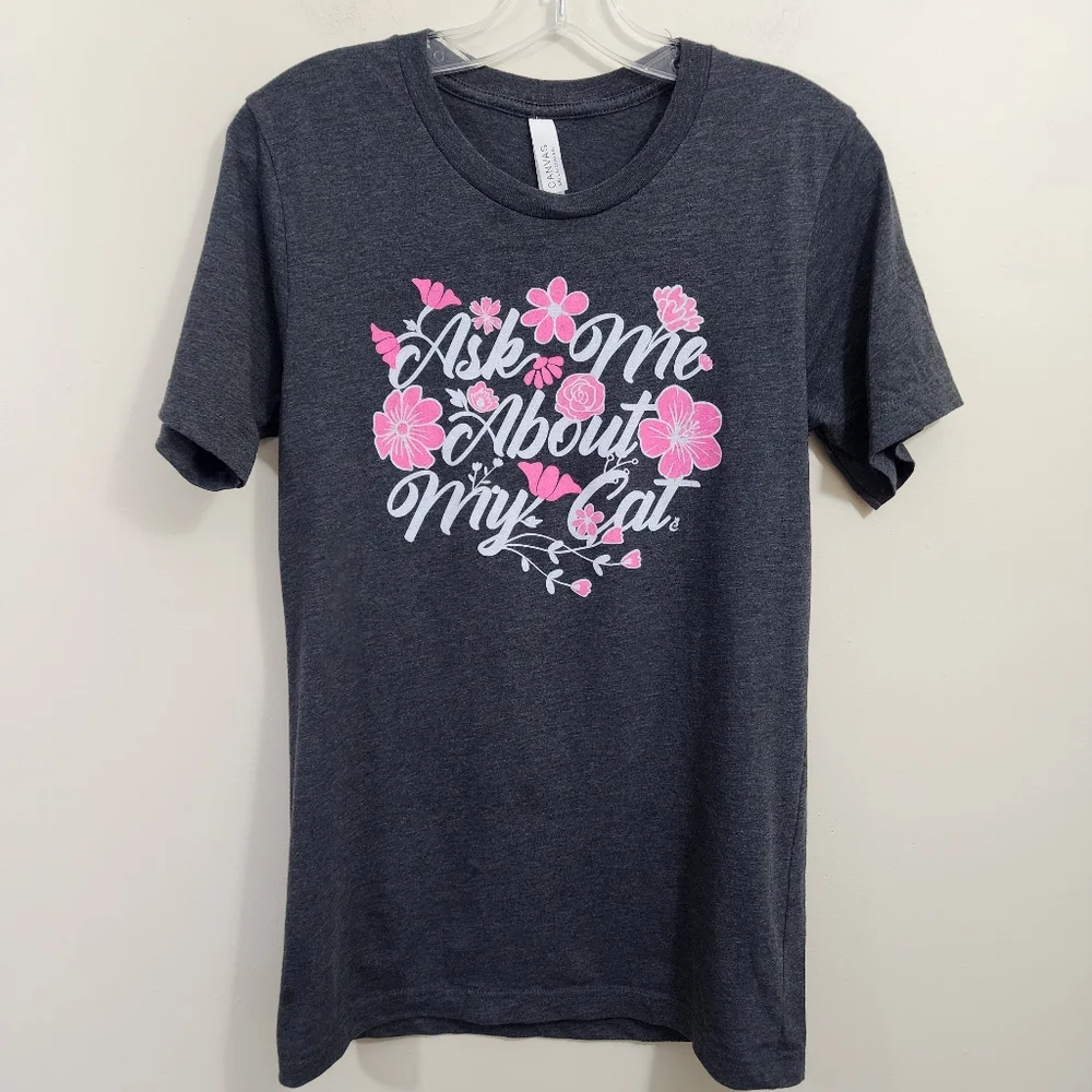 Canvas Ask Me about my cat floral print short sleeve graphic t-shirt woman sz S - Picture 1 of 6